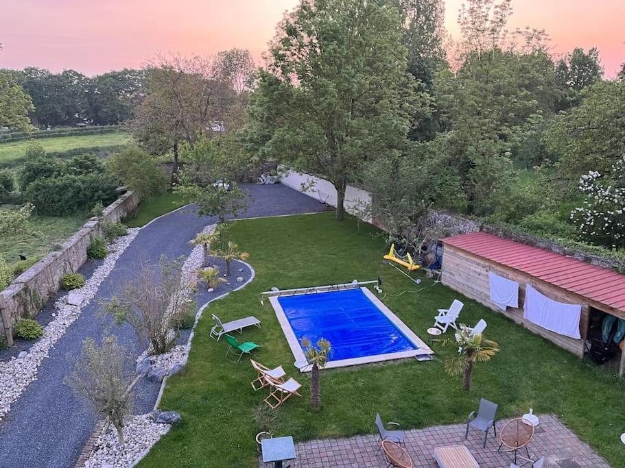 Les Anges Bed & Breakfast Oneux Exterior foto